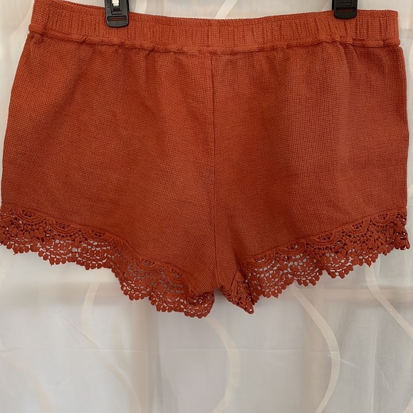 Indigo Rein Lace Trimmed Shorts, Size XL - Picture 3 of 5